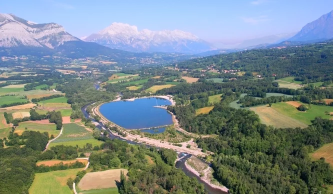 Lieu de pêche Plan d'eau du champsaur - Saint-julien-en-champsaur (05 - Hautes Alpes)