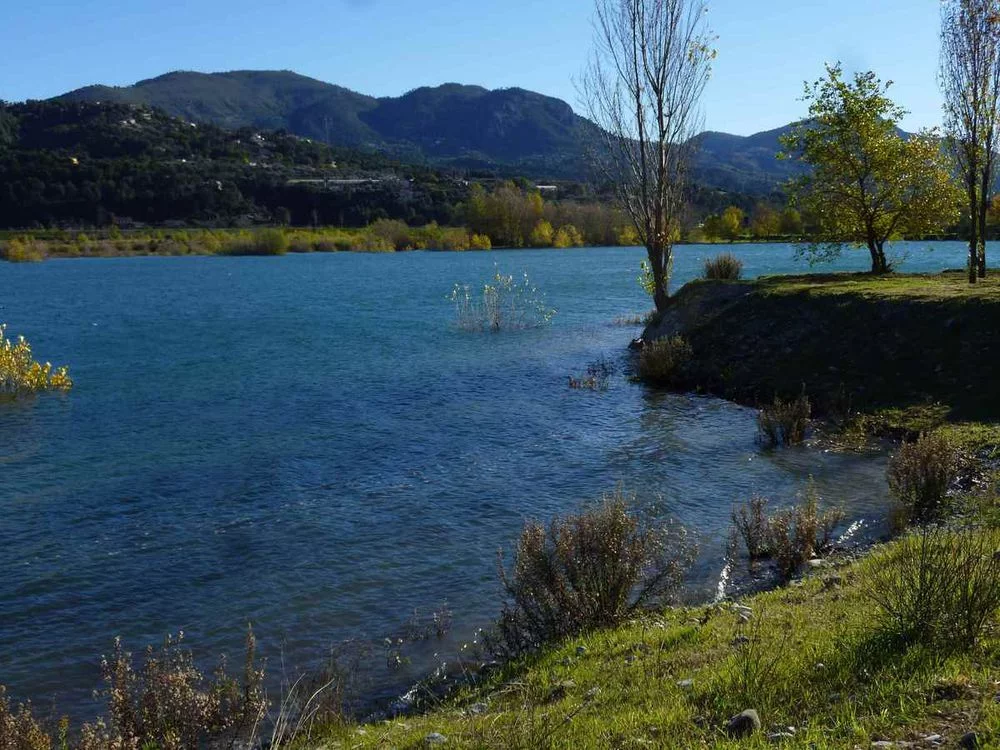 Lac : Lac du broc à Le broc, parcours de pêche en eau douce en Alpes Maritimes