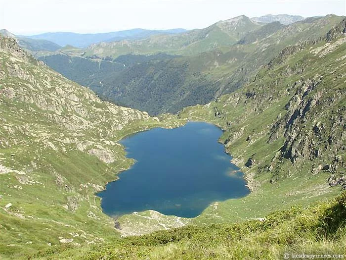 Lac : Lac du garbet à Aulus-les-bains, parcours de pêche en eau douce en Ariège
