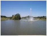Lac : Lac du ritouret ou lac d'odyssud à Blagnac, parcours de pêche en eau douce en Haute Garonne